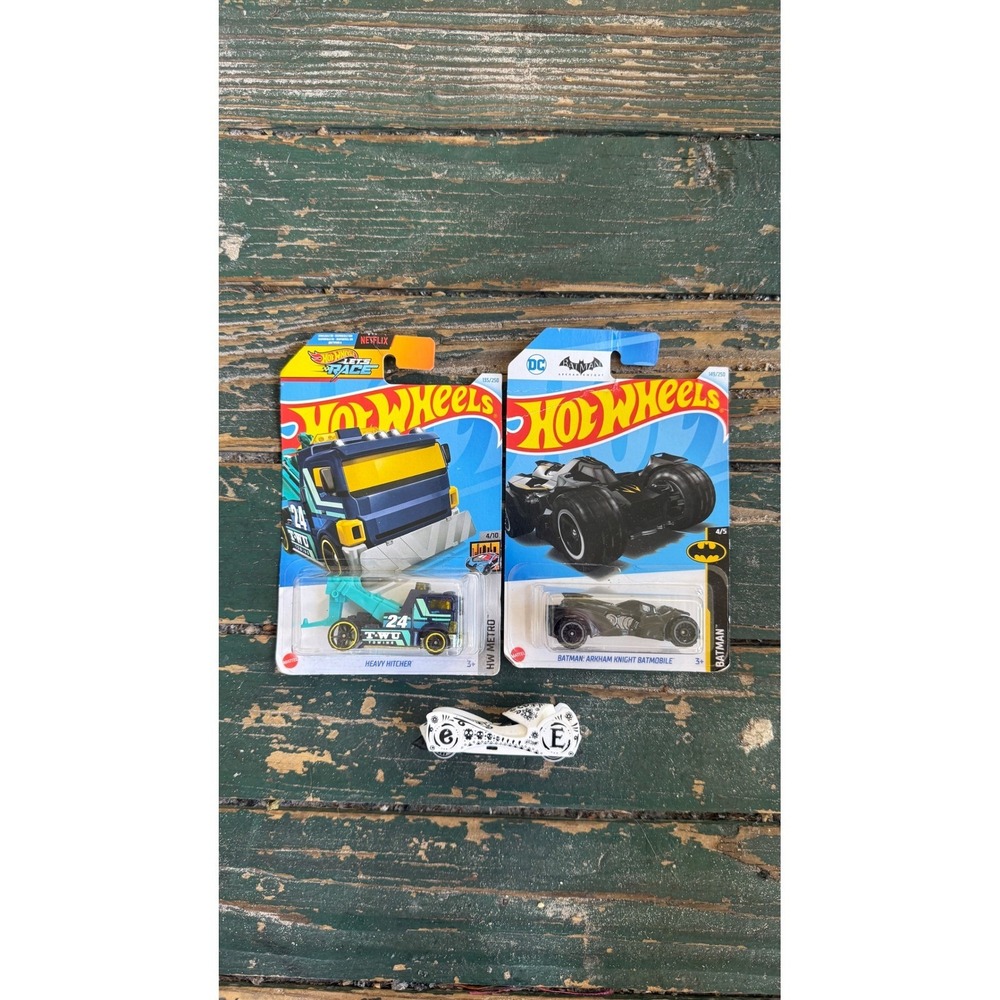 Hot Wheels Heavy Hitcher HW Metro & Batman Arkham Knight Batmobile Diecast Lot